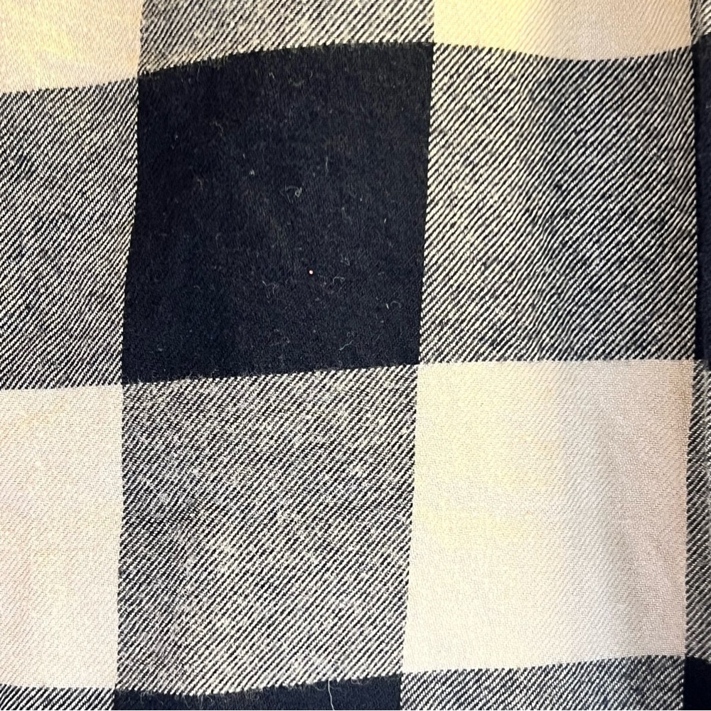 H&M Men's Shirt M Plaid Black Tan Long Sleeves - Picture 2 of 13
